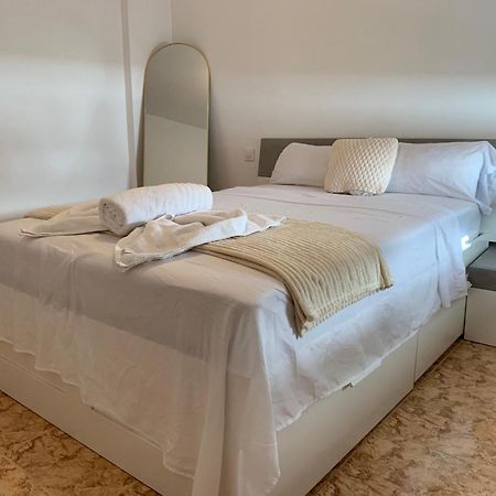 Appartement Pisos Baraja Gl à Madrid Extérieur photo